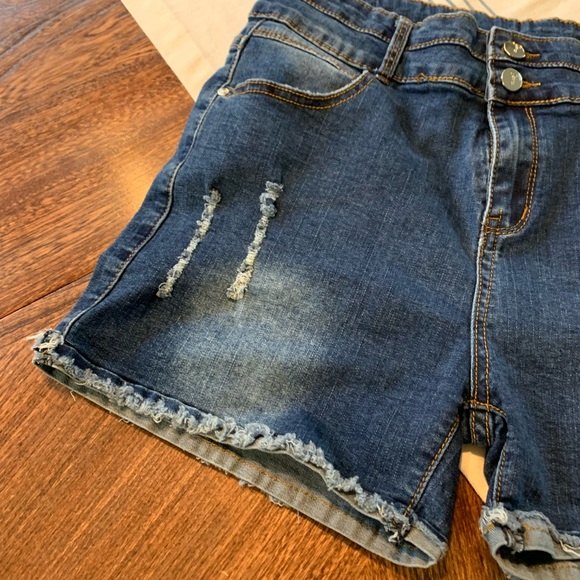 Distressed Mid Rise Jean Shorts - Picture 3 of 9